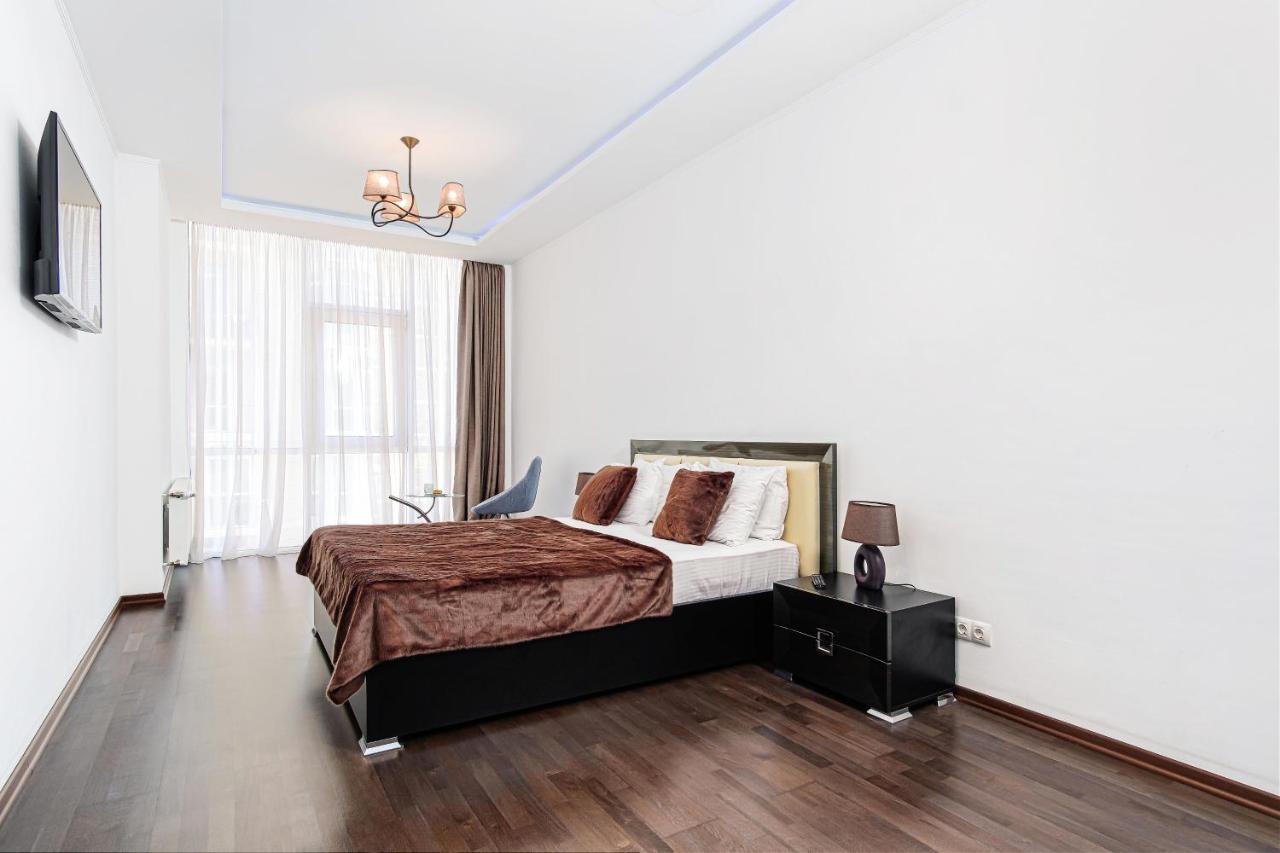 Plaza Arcadia Apartments Odesa Room photo